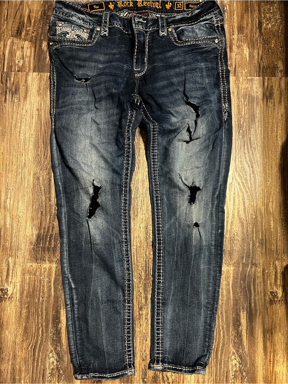 Women’s Rock Revival Distressed, Skinny Jeans size 32